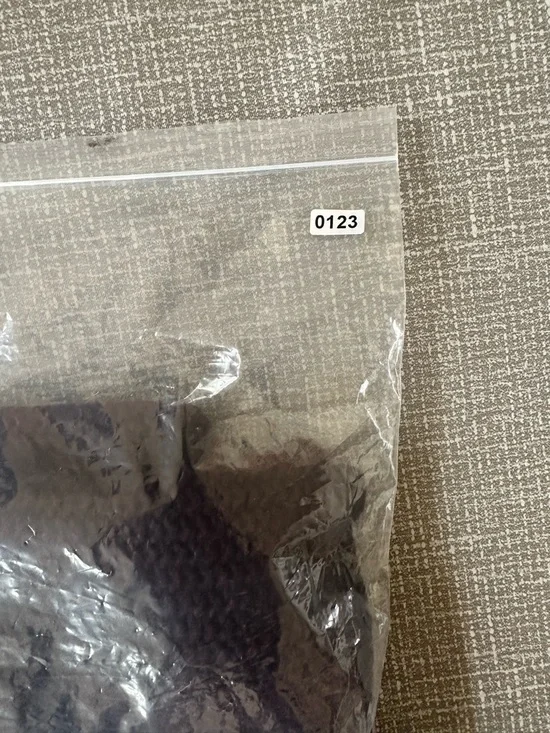 UGG Plum Knit Scarf O/S Cable Knit Chunky Cozy Winter Wrap Shawl - Picture 9 of 9